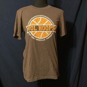 NWT, Men’s, Brown & Orange, Tennessee Vols Hoops, short sleeve, Graphic Tee!